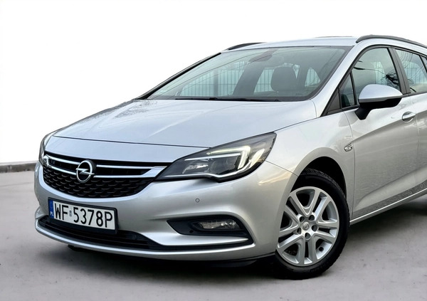 Opel Astra cena 38900 przebieg: 154000, rok produkcji 2017 z Płońsk małe 436